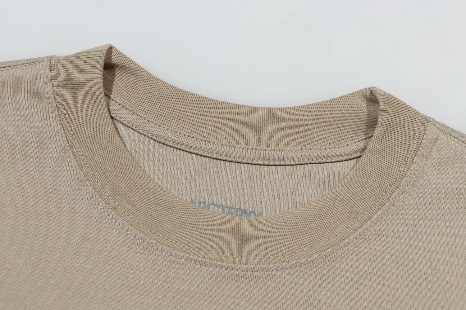 Arc’teryx ARC 23SS T 60 ， g 。 Breathable， ， ， 。 logo ， 。 ， 。 ， ， ， ， 。 Size:XS-L